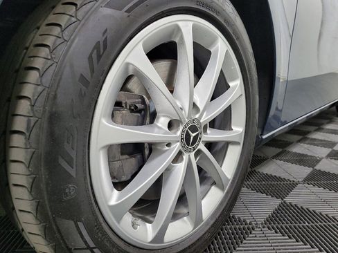 Used 2019 Mercedes-Benz A 220 4MATIC image 31