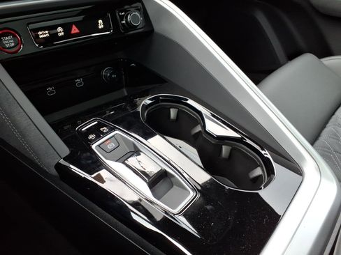 New 2025 Audi SQ5 Premium Plus image 18