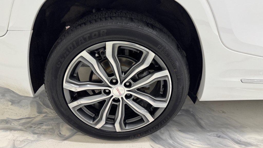 Used 2019 GMC Terrain Denali w/ Driver Alert Package II AWD/4WD image 12