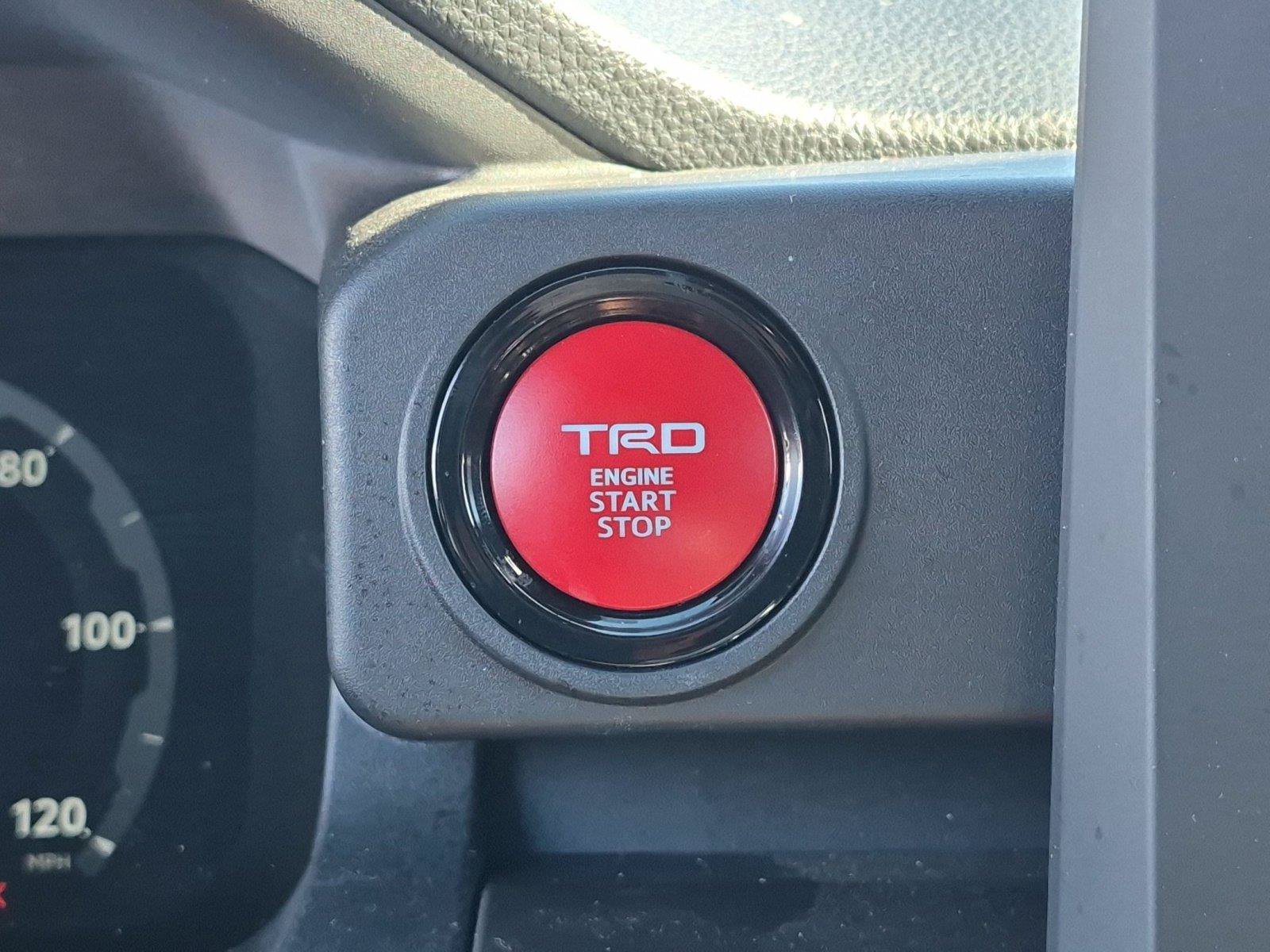 Used 2025 Toyota Tacoma TRD Sport AWD/4WD image 26