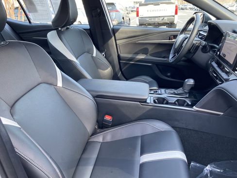 Certified 2025 Toyota Camry SE image 20