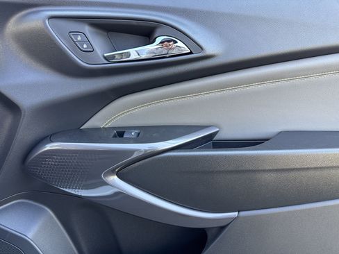 New 2025 Chevrolet Trax ACTIV w/ Driver Confidence Package image 21