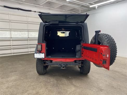 Used 2014 Jeep Wrangler Unlimited Sport w/ Quick Order Package 24S image 27