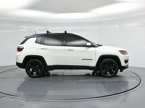 Used 2020 Jeep Compass Latitude image 22