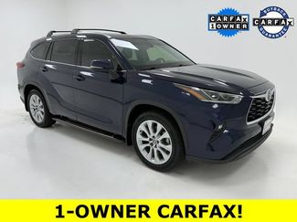 Used 2021 Toyota Highlander Limited FWD video 1