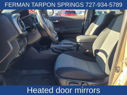 Used 2020 Toyota Tacoma TRD Sport image 12