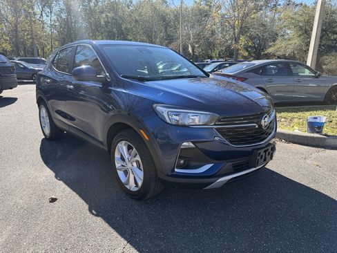 Used 2023 Buick Encore GX Preferred w/ Cold Weather Comfort Package image 1