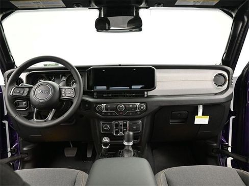 New 2026 Jeep Gladiator Sport image 25