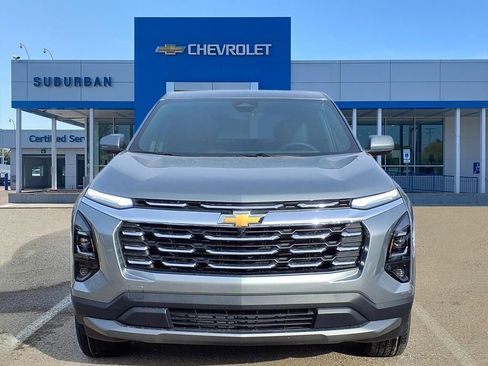 New 2026 Chevrolet Equinox LT w/ Convenience Package II image 2