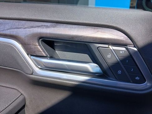 Used 2026 Chevrolet Silverado 1500 LTZ w/ LTZ Premium Texas Edition image 12