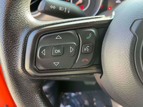 Used 2018 Jeep Wrangler Unlimited Sport image 17