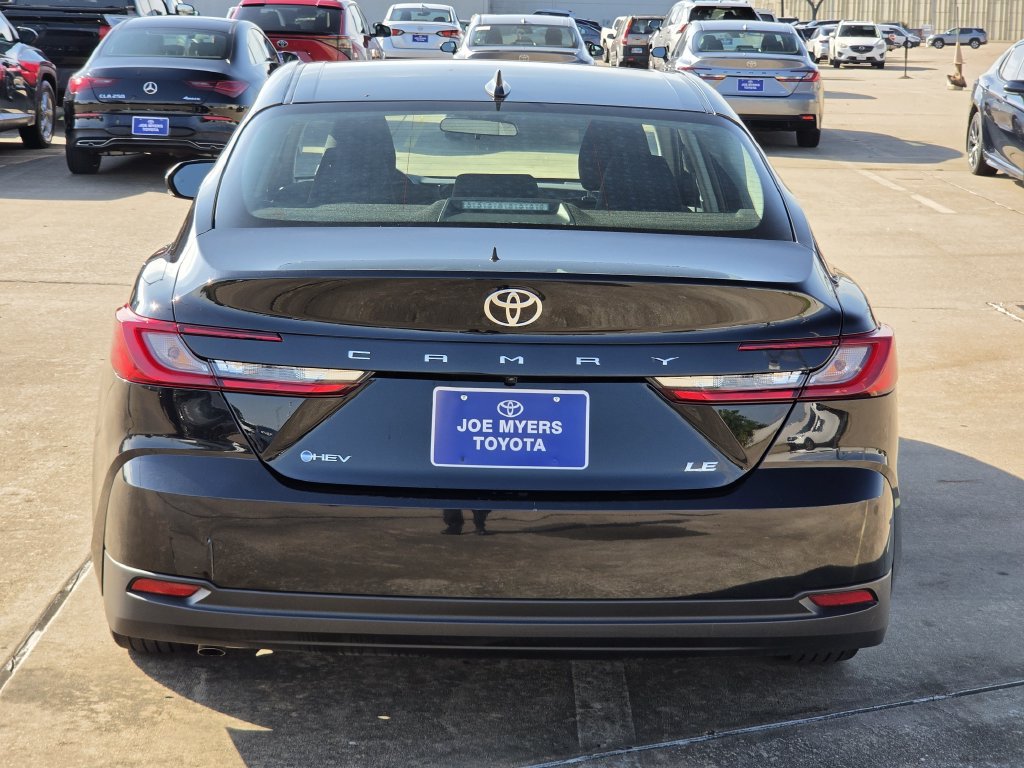 Used 2025 Toyota Camry LE FWD image 8