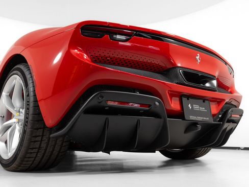 Used 2025 Ferrari 296 GTS RWD image 18
