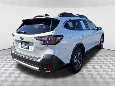 Used 2022 Subaru Outback Limited XT AWD/4WD image 5
