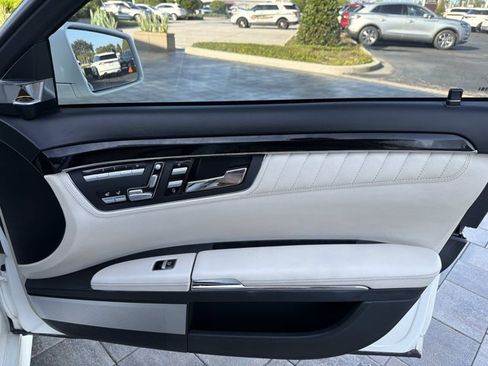 Used 2013 Mercedes-Benz S 550 image 19