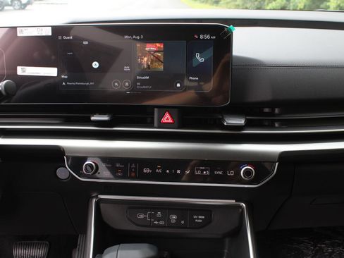 New 2027 Kia Carnival SX FWD image 13