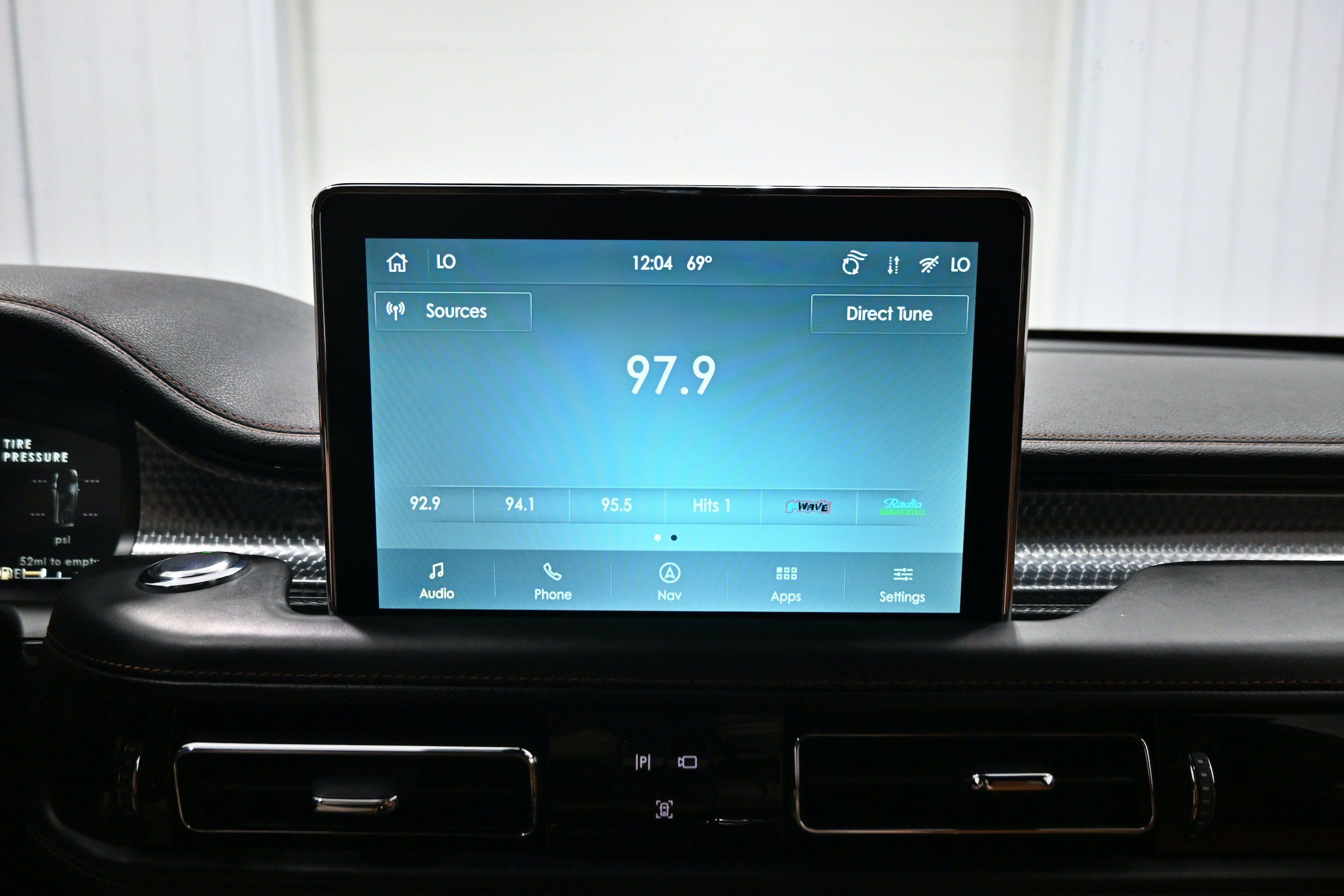 Used 2021 Lincoln Aviator Black Label AWD/4WD image 11