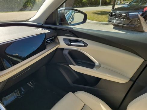 Certified 2025 Audi Q5 Premium Plus w/ Premium Plus image 27