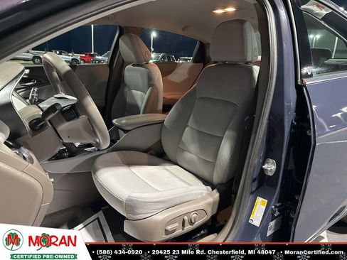 Used 2025 Chevrolet Malibu LT image 11