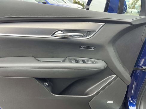 Used 2024 Cadillac XT6 Luxury image 19