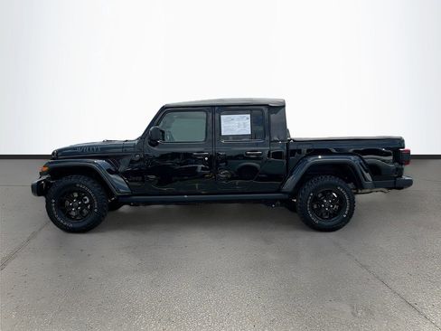 Certified 2025 Jeep Gladiator Mojave AWD/4WD image 4