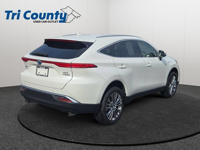 Certified 2021 Toyota Venza XLE w/ Softex Package AWD/4WD image 8