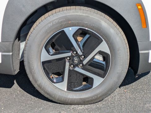 New 2026 Hyundai Ioniq 9 SE image 11