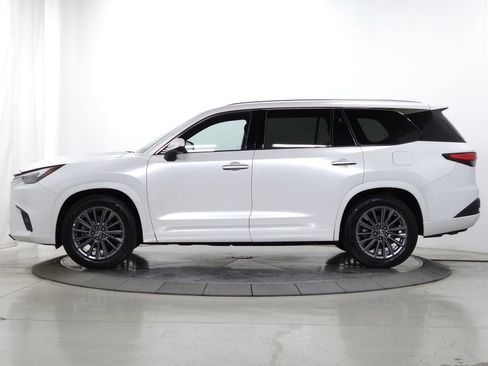 Certified 2024 Lexus TX 350 AWD w/ Accessory Package (Z1) image 5