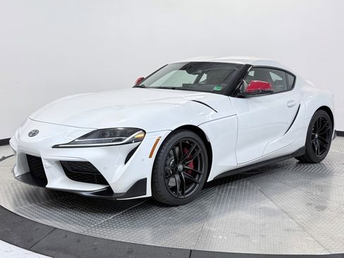Used 2020 Toyota Supra Launch Edition w/ Driver Assist Package image 3