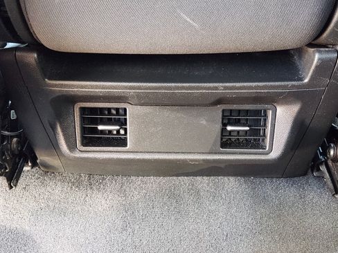 Used 2022 Chevrolet Silverado 1500 Custom AWD/4WD image 30
