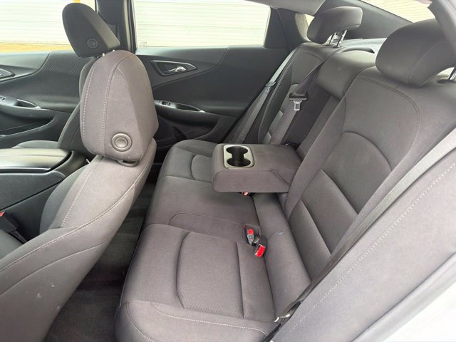 Used 2024 Chevrolet Malibu LT FWD image 16