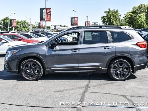 Used 2024 Subaru Ascent Onyx Edition image 11