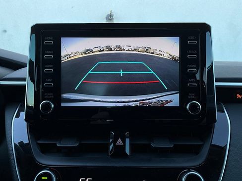 Used 2020 Toyota Corolla LE image 26