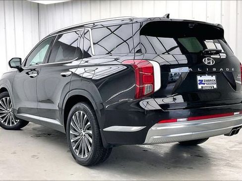 Used 2023 Hyundai Palisade Calligraphy w/ Winter Package AWD/4WD image 11