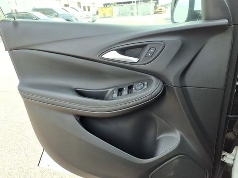 Used 2023 Buick Encore GX Select w/ Safety Package II image 19