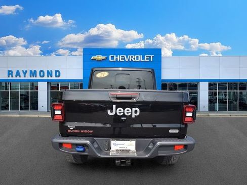 Used 2021 Jeep Gladiator Overland w/ Popular Equipment Package AWD/4WD image 4