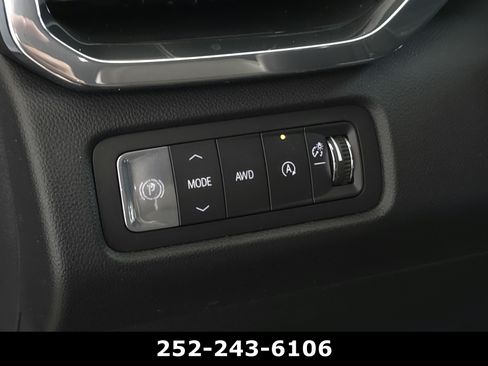 Used 2026 GMC Acadia Denali Ultimate w/ LPO, Floor Liner Package AWD/4WD image 25