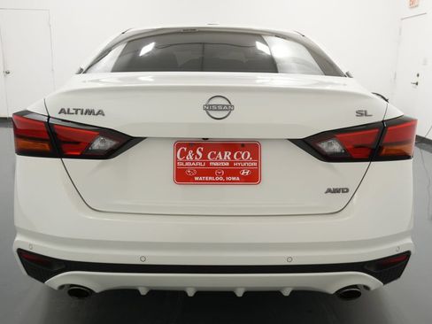 Used 2024 Nissan Altima 2.5 SL AWD/4WD image 7
