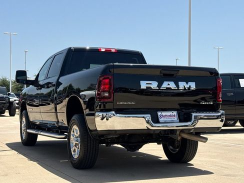 Used 2026 RAM 2500 Big Horn AWD/4WD image 7