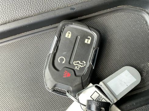 Used 2020 Chevrolet Silverado 1500 LT Trail Boss image 33