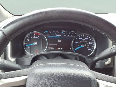 Used 2021 Ford F250 Lariat w/ Lariat Value Package AWD/4WD image 11