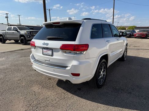 Used 2020 Jeep Grand Cherokee Overland image 7