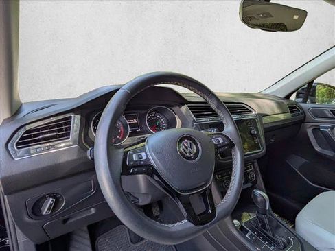 Used 2021 Volkswagen Tiguan S AWD/4WD image 10