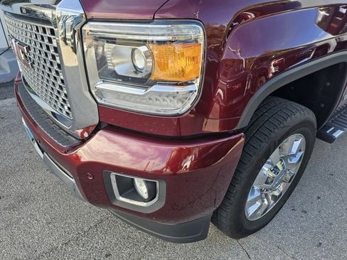 Used 2016 GMC Sierra 2500 Denali w/ Driver Alert Package image 15