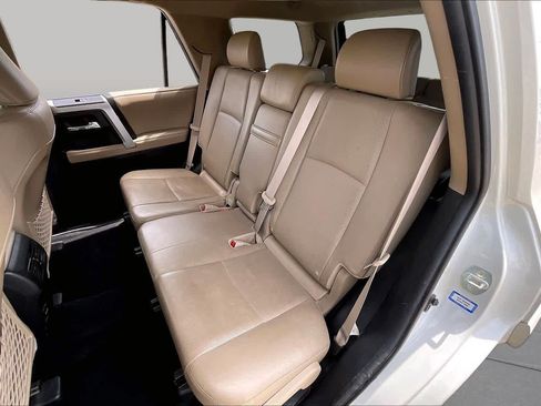 Used 2016 Toyota 4Runner Limited AWD/4WD image 19