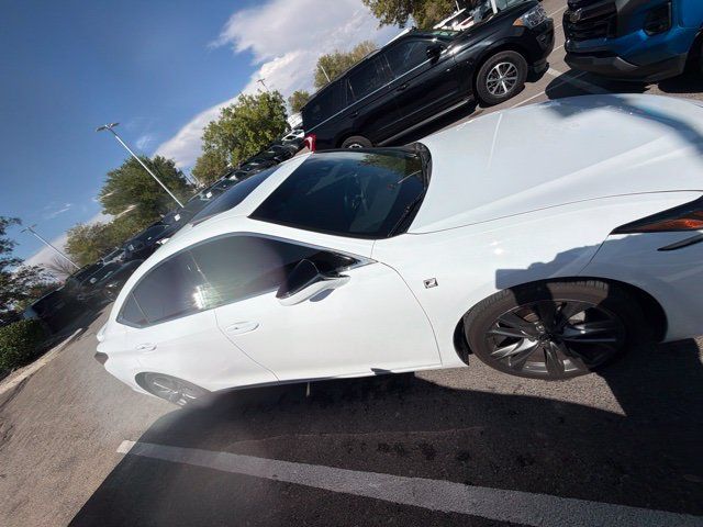 Used 2019 Lexus ES 350 F Sport w/ Accessory Package FWD image 3