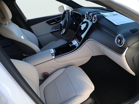 New 2026 Mercedes-Benz GLC 300 4MATIC image 15