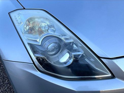 Used 2008 Nissan 350Z Touring image 24