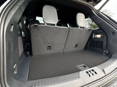 New 2026 Ford Explorer Tremor w/ Tremor Ultimate Package image 32
