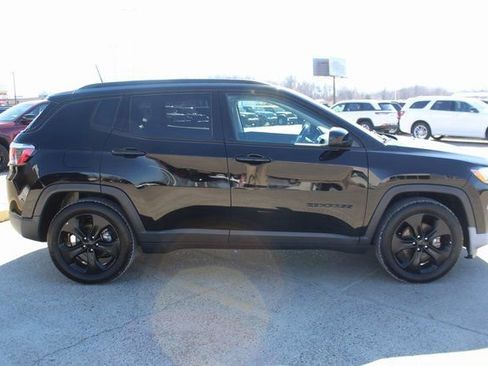 Used 2020 Jeep Compass Latitude image 5